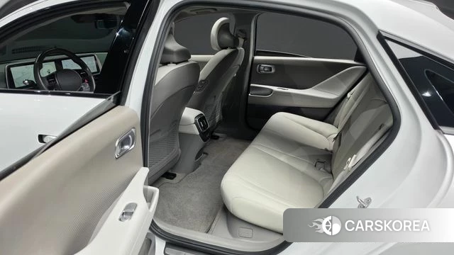 Hyundai Ionic 6 2023 Белый из Кореи, фото 2