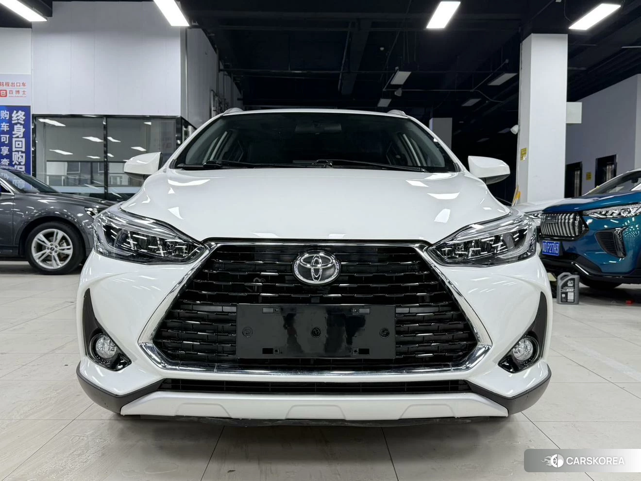 Toyota Yaris L 2021 Белый из Китая, фото 2