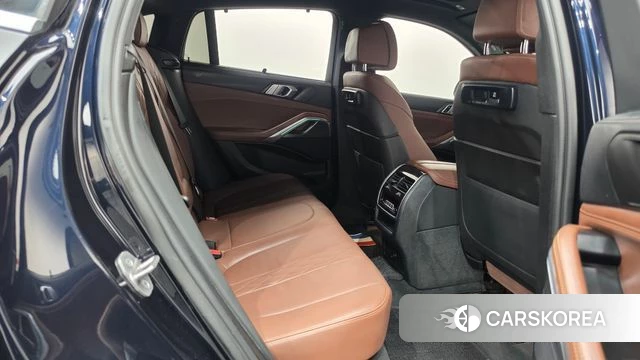 BMW X6 (G06) 2022 Черный из Кореи, фото 2