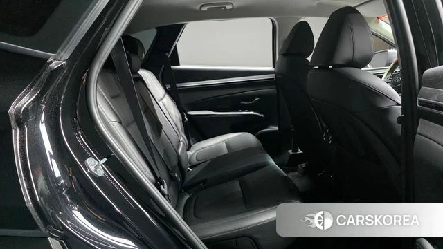 Hyundai Tucson (NX4) 2021 Черный из Кореи, фото 2