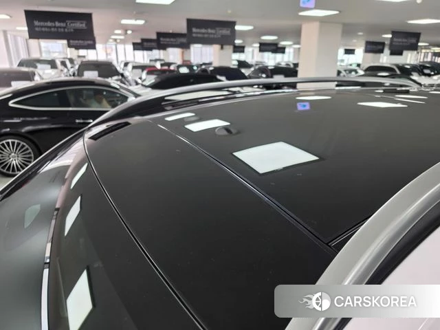 Mercedes-Benz GLB-Class X247 2025 Белый из Кореи, фото 2
