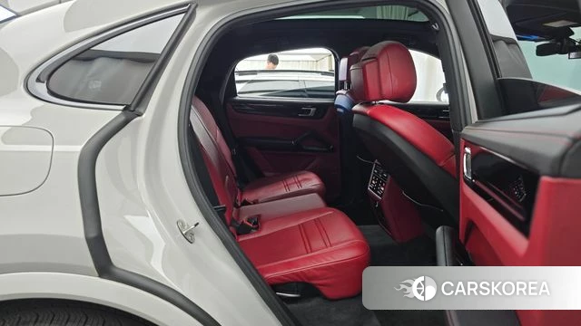 Porsche Cayenne (PO536) 2021 Серебристо-серый из Кореи, фото 2
