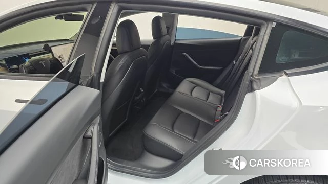 Tesla Model 3 2022 Белый из Кореи, фото 2