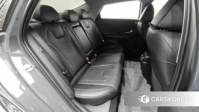 Hyundai The New Avante (CN7) 2024 Серый из Кореи, фото 2