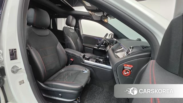 Mercedes-Benz GLA - Class H247 2021 Белый из Кореи, фото 2