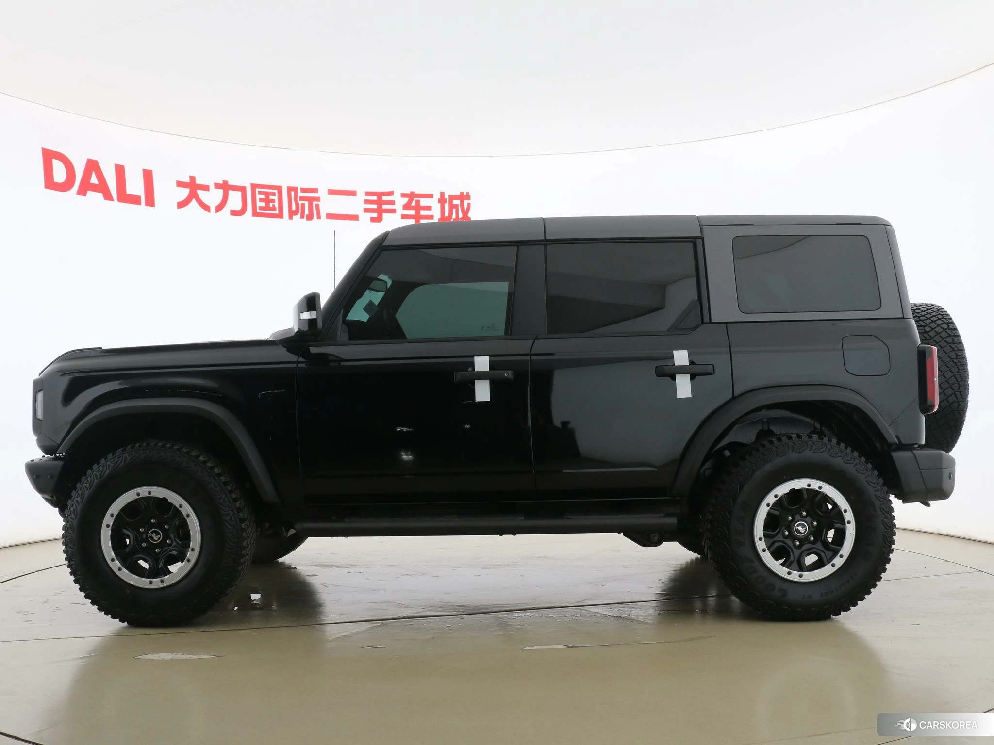Ford Bronco 2024 Черный из Китая, фото 2