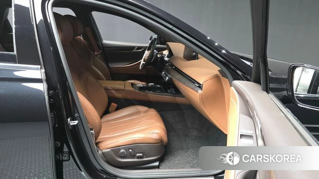 Genesis G80 (RG3) 2023 Черный из Кореи, фото 2
