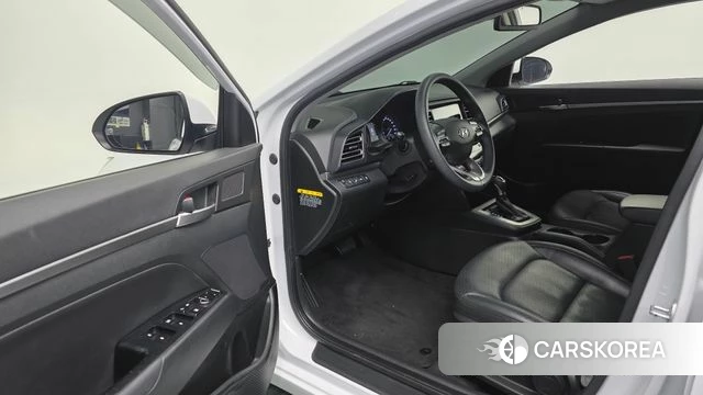 Hyundai The New Avante AD 2019 Белый из Кореи, фото 2