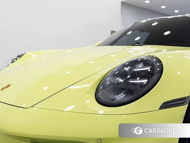 Porsche 911(992) 2025 Желтый из Кореи, фото 2