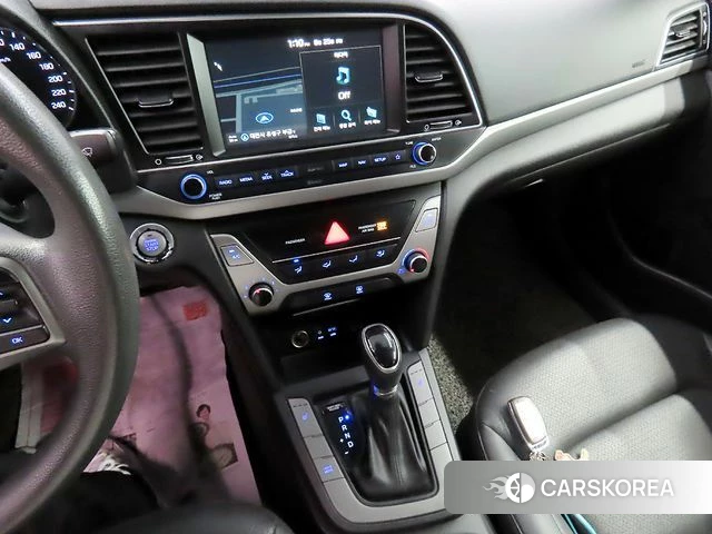 Hyundai Avante AD 2018 Серый из Кореи, фото 2