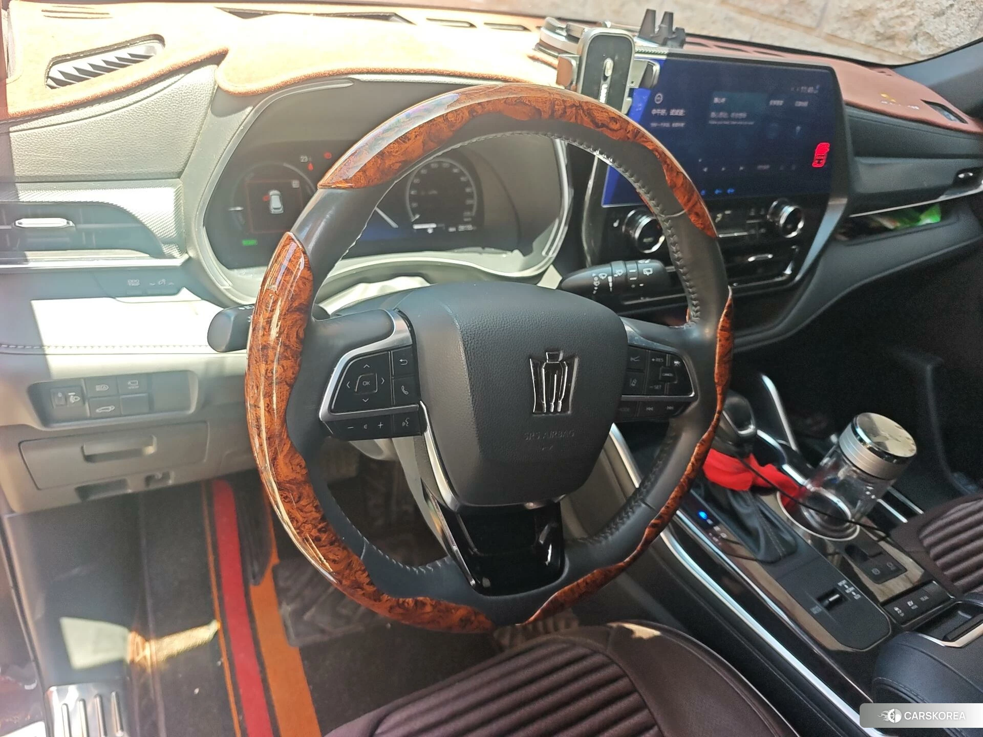 Toyota Crown 2022 Черный из Китая, фото 2