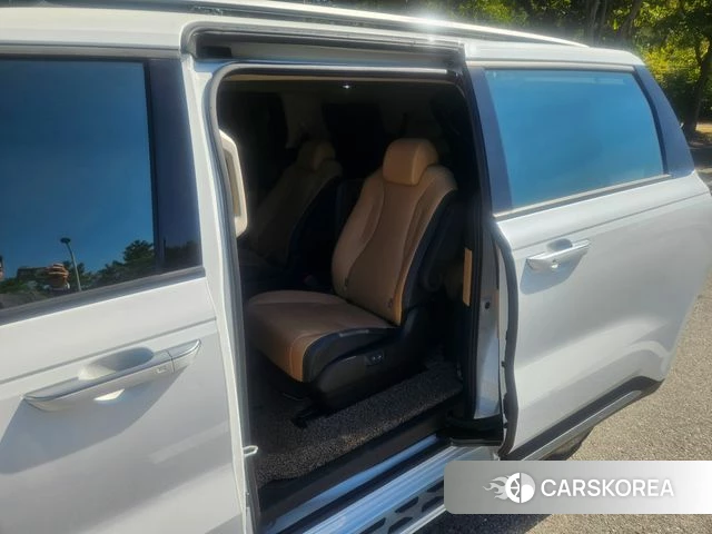 Kia Carnival 4th generation 2022 Белый из Кореи, фото 2