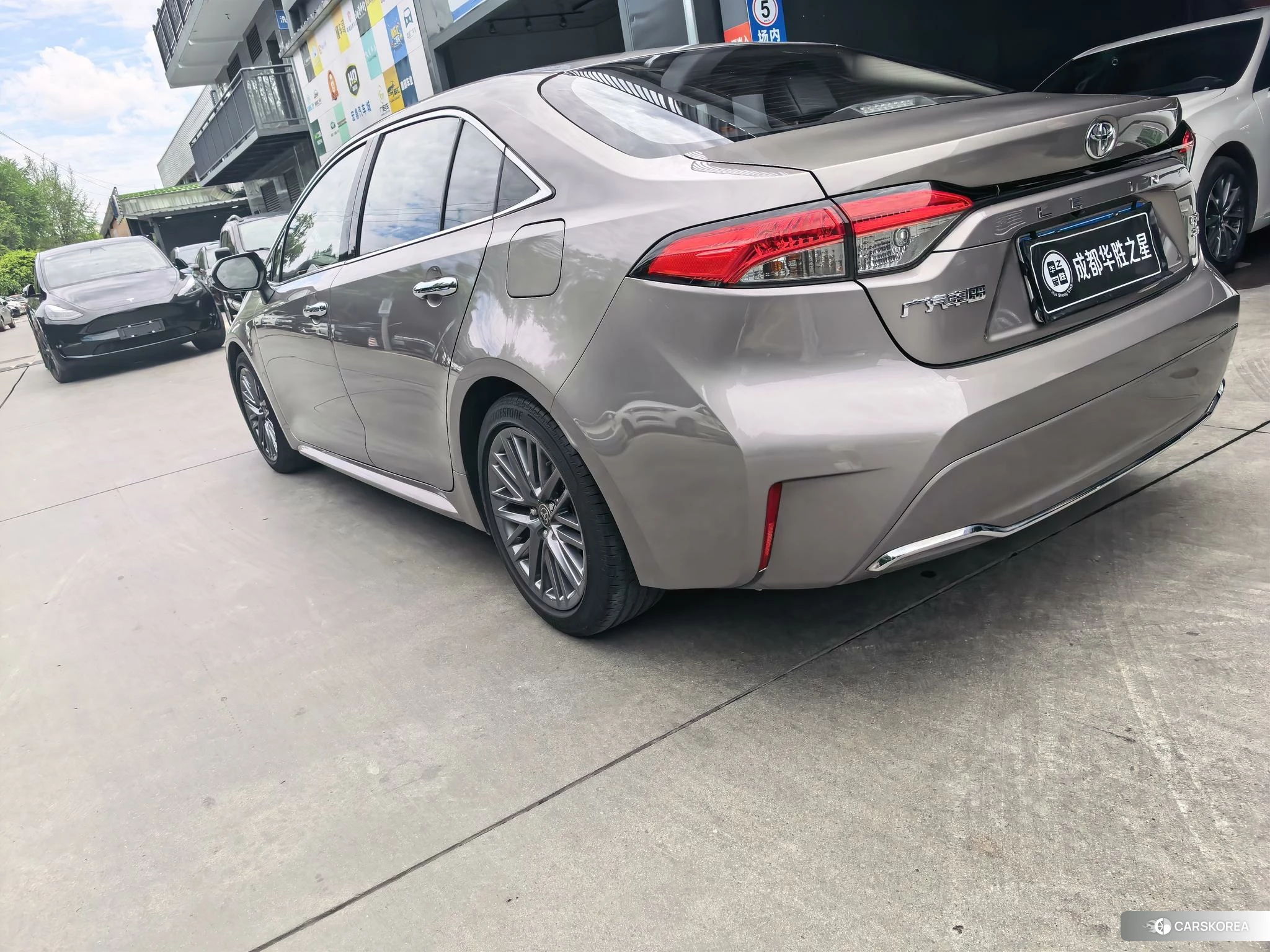 Toyota Levin 2021 Шампань из Китая, фото 2