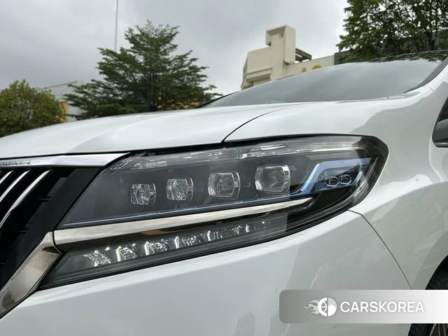 Honda Elysion 2021 Белый из Китая, фото 2