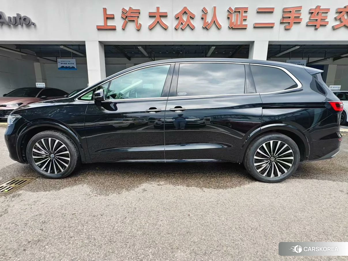 Volkswagen Viloran 2023 Черный из Китая, фото 2