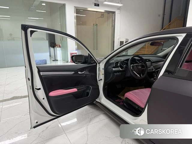 Honda Civic 2021 Фиолетовый из Китая, фото 2
