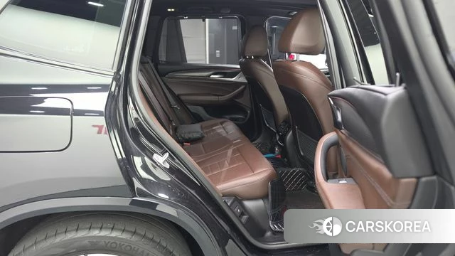 BMW X3 (G01) 2023 Черный из Кореи, фото 2