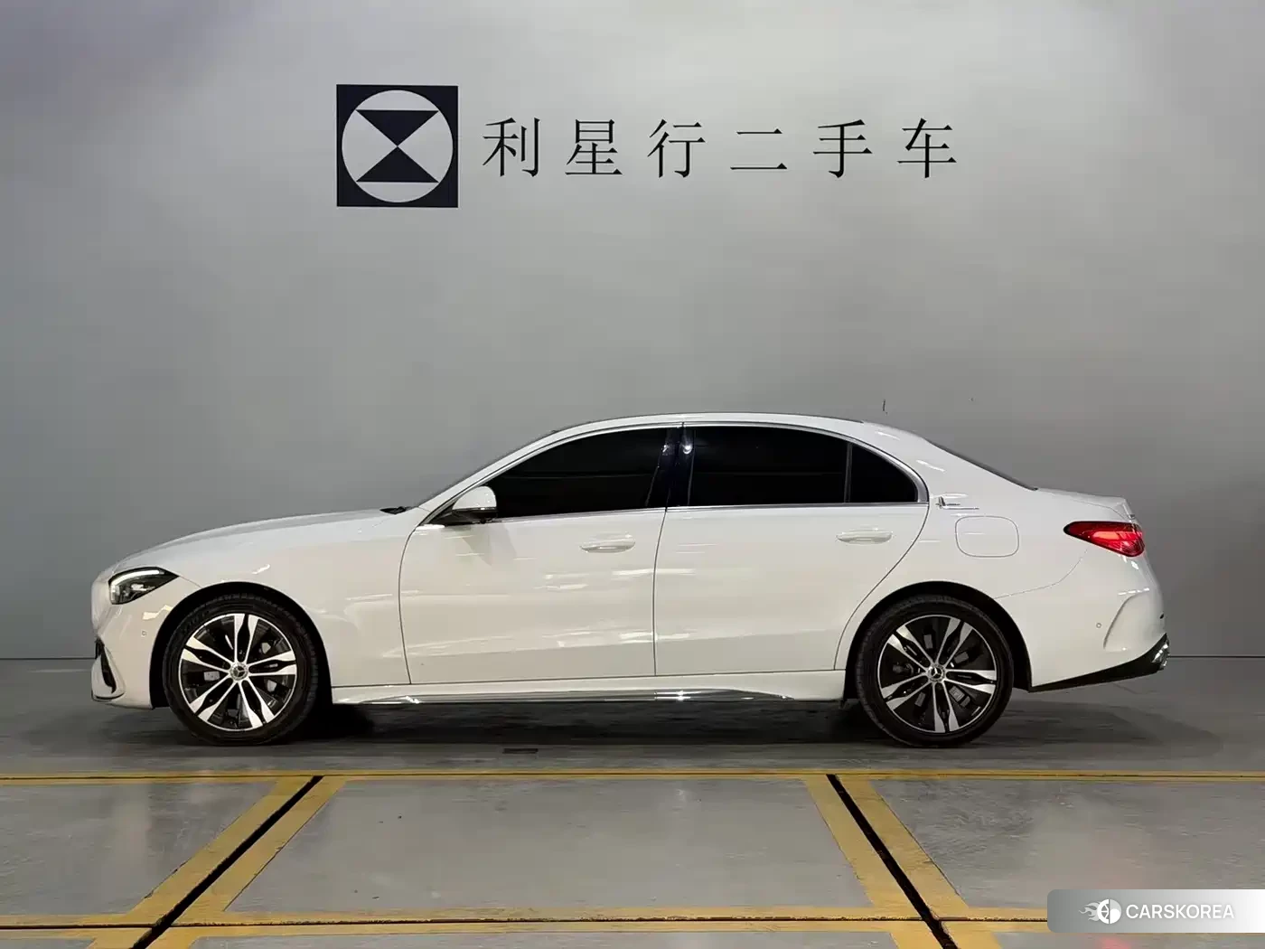 Mercedes-Benz C-class 2023 Белый из Китая, фото 2