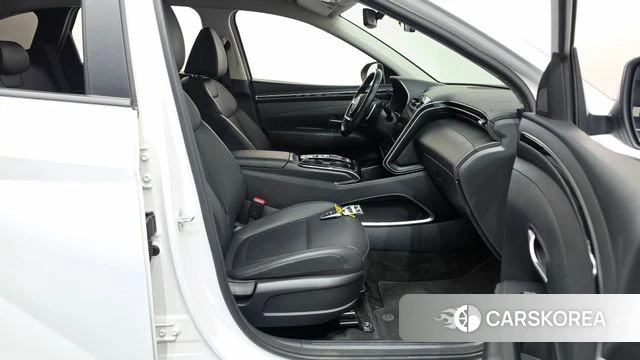 Hyundai Tucson (NX4) 2022 Белый из Кореи, фото 2