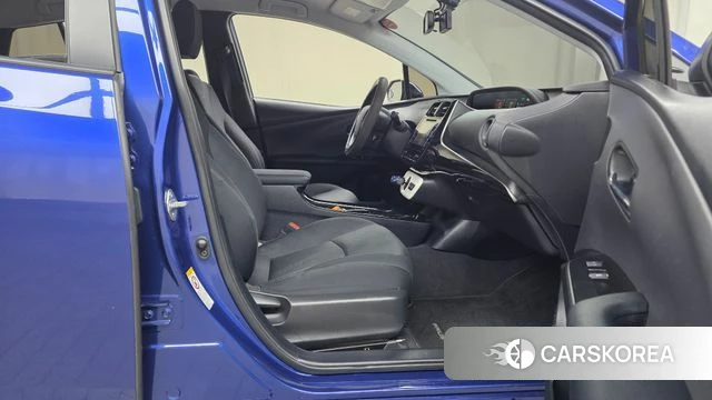 Toyota Prius 4th Generation 2018 Синий из Кореи, фото 2