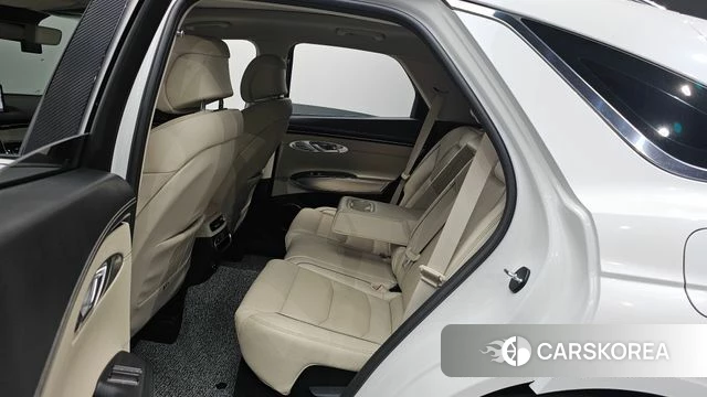 Genesis GV70 2022 Белый из Кореи, фото 2