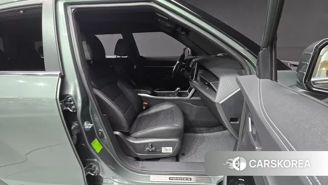 Ssangyong Torres 2023 Светло-зеленый из Кореи, фото 2