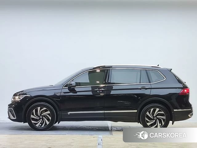 Volkswagen Tiguan L 2022 Черный из Китая, фото 2