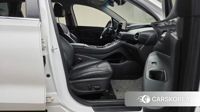 Hyundai The New Santa Fe 2021 Белый из Кореи, фото 2