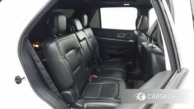 Ford Explorer 2019 Белый из Кореи, фото 2
