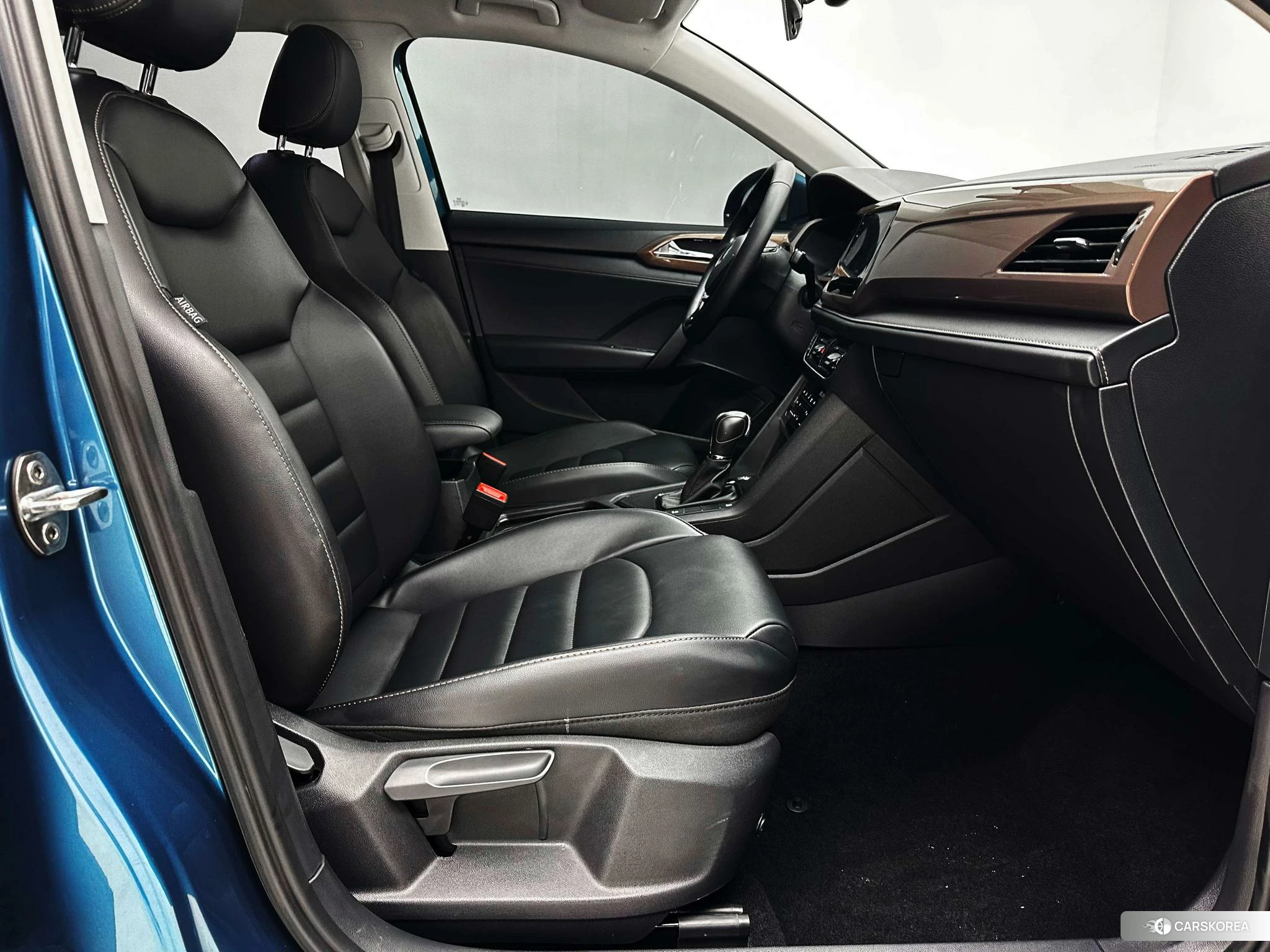 Volkswagen Tharu 2020 Синий из Китая, фото 2
