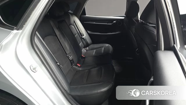 Hyundai Grandeur IG 2018 Серебристо-серый из Кореи, фото 2