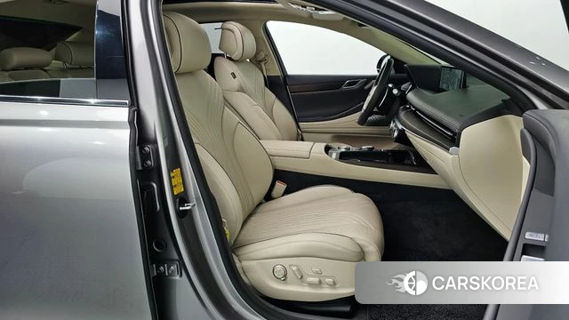 Genesis G80 (RG3) 2023 Серебряный из Кореи, фото 2