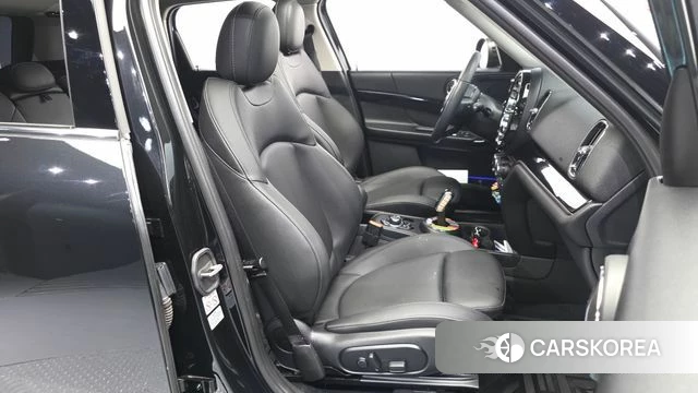 Mini Cooper Countryman 2024 Черный из Кореи, фото 2