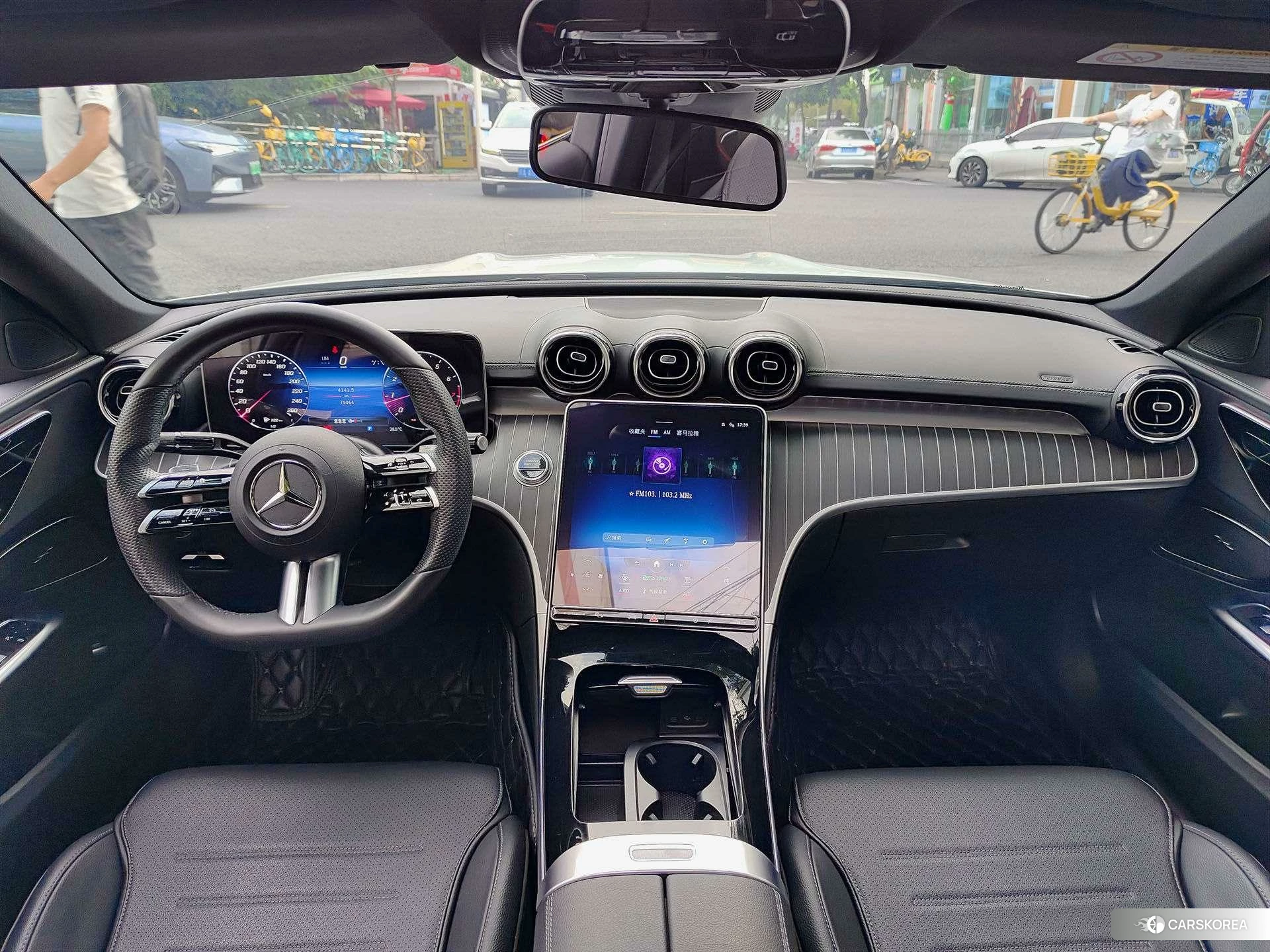 Mercedes-Benz C-class 2021 Белый из Китая, фото 2