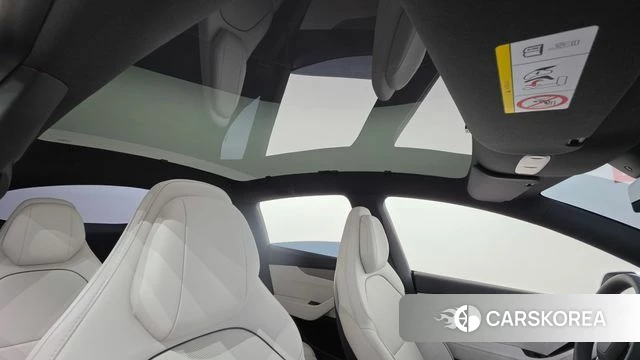 Tesla Model Y 2026 Белый из Кореи, фото 2