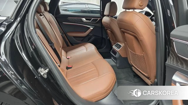 Audi A6 (C8) 2020 Черный из Кореи, фото 2