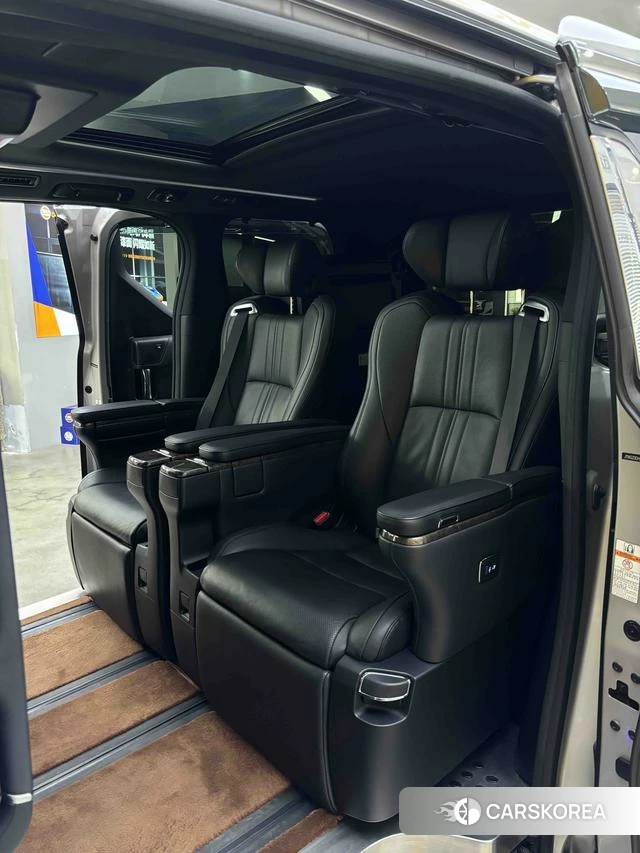 Toyota Alphard 2020 Белый из Китая, фото 2