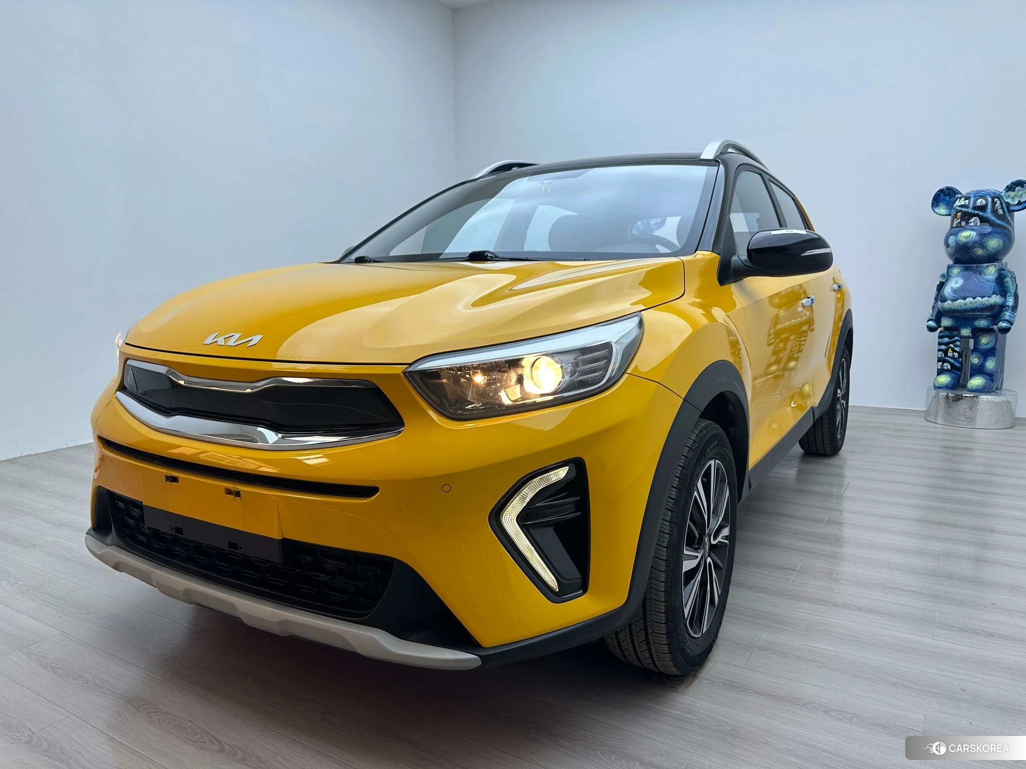 Kia KX1 2021 Желтый из Китая, фото 2