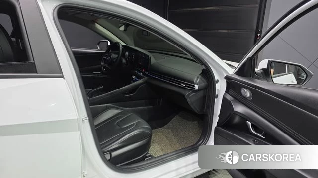 Hyundai Avante (CN7) 2021 Белый из Кореи, фото 2