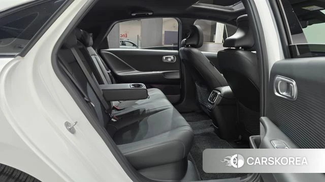 Hyundai Ionic 6 2022 Белый из Кореи, фото 2