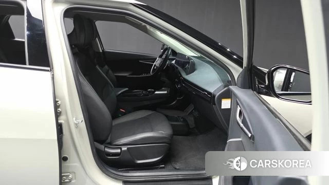 Kia EV6 2022 Жемчужный цвет из Кореи, фото 2