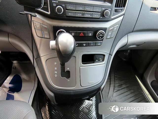 Hyundai The New Grand Starex 2019 Желтый из Кореи, фото 2