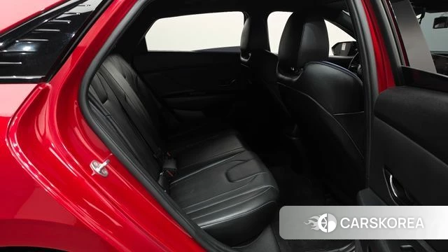Hyundai Avante (CN7) 2021 Красный из Кореи, фото 2