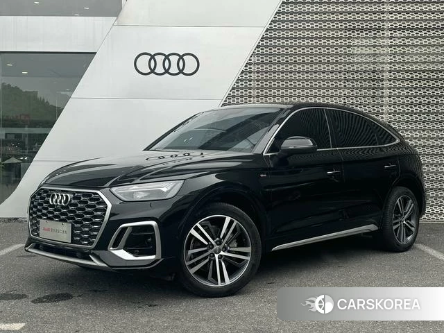 Audi Q5L 2021 Черный из Китая, фото 2