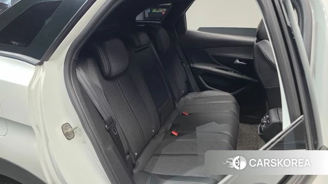 Peugeot 3008 second generation 2019 Белый из Кореи, фото 2