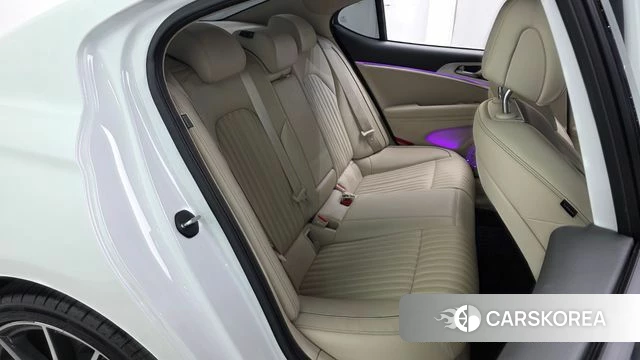 Genesis The New G70 2021 Белый из Кореи, фото 2