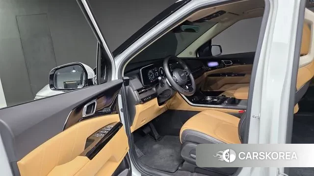 Kia Carnival 4th generation 2023 Белый из Кореи, фото 2