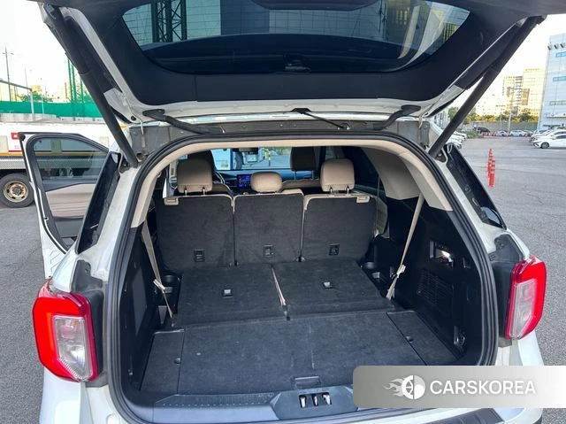 Ford Explorer 6th Generation 2019 Белый из Кореи, фото 2