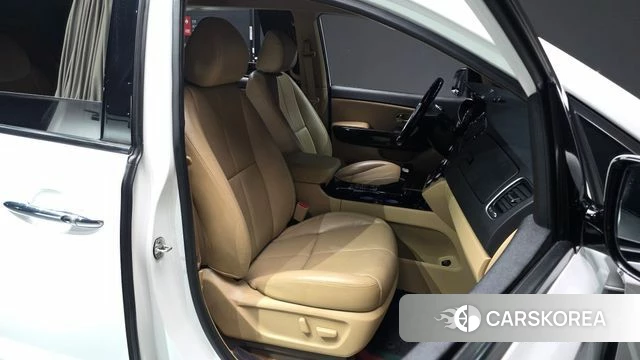 Kia The New Carnival 2018 Белый из Кореи, фото 2