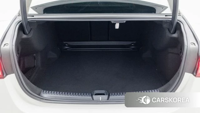 Mercedes-Benz E-Class W214 2025 Белый из Кореи, фото 2